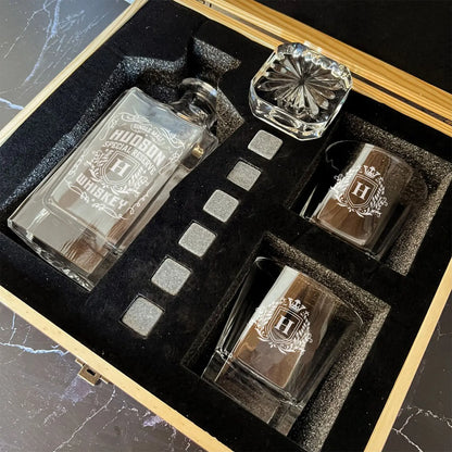 HUDSON A01 Personalized Decanter Set wooden box and Ice 9
